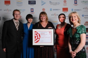 Lady Cobham, Chair of VisitEngland, presents the award